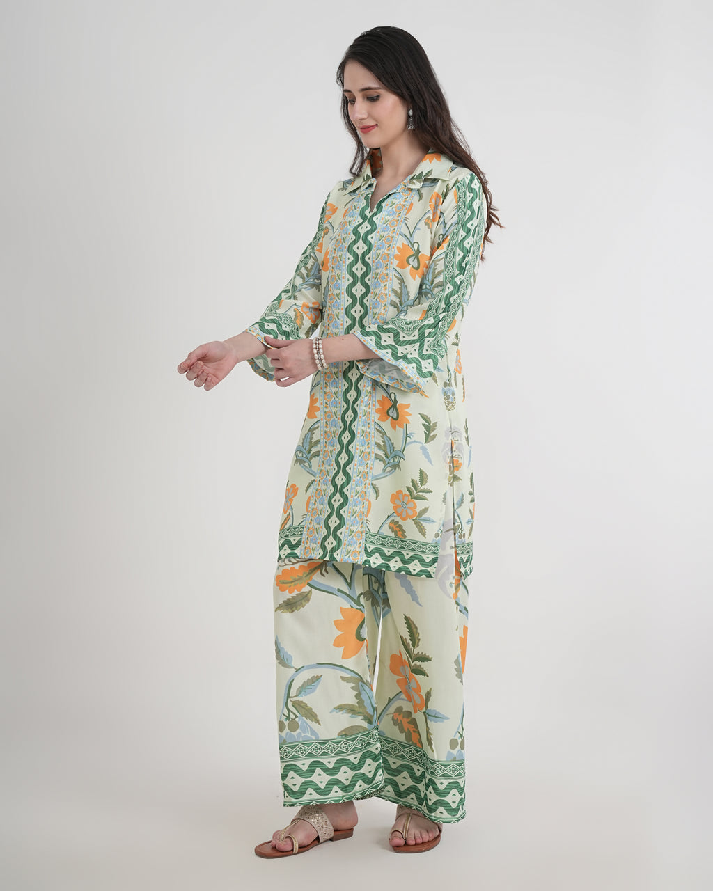 Women's Turkish Floral Printed Poly Rayon Collar Suit Top & Relaxed Fit Pants