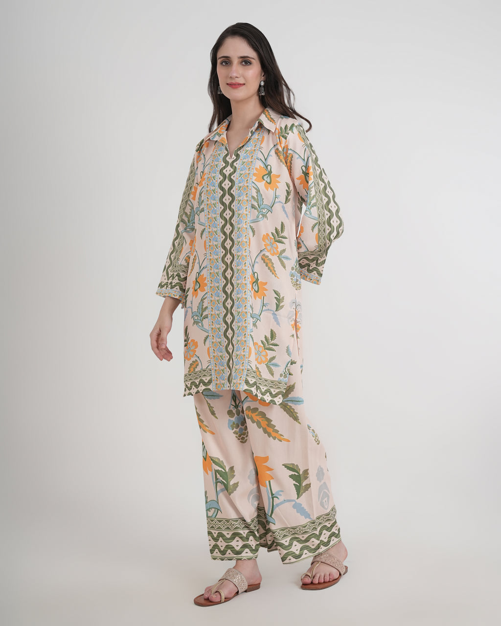Women's Turkish Floral Printed Poly Rayon Collar Suit Top & Relaxed Fit Pants